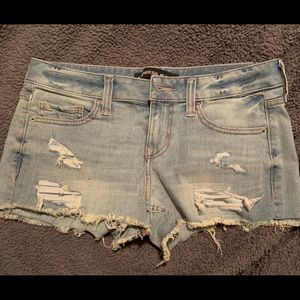 Woman’s size 4 shorts